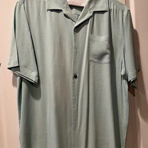 Tommy Bahama Men's LG Panel Back Embroidered Silk Short Sleeved Shirt